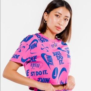Nike Pink Cropped Short Sleeve